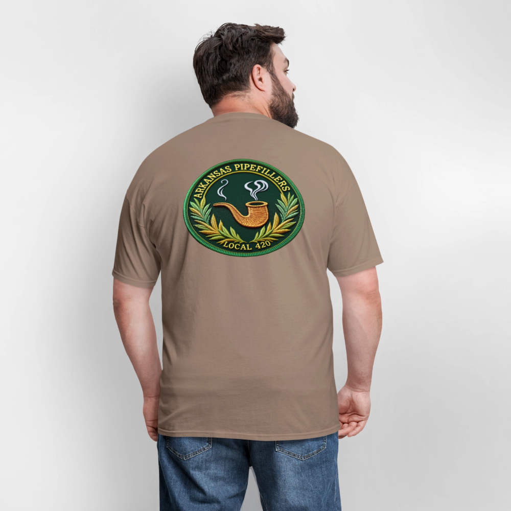 ARKANSAS PIPEFILLERS LOCAL 420 F/B EMBLEMS  Men's T-Shirt - safari