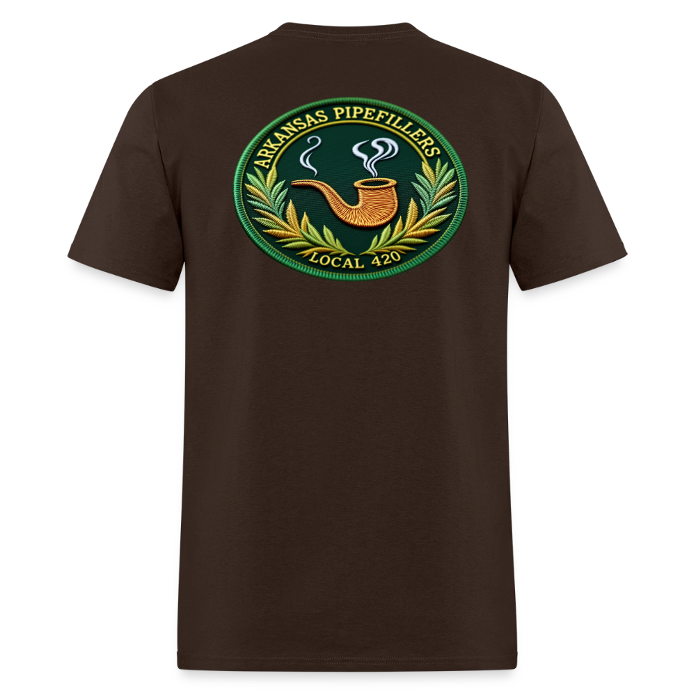 ARKANSAS PIPEFILLERS LOCAL 420 F/B EMBLEMS  Men's T-Shirt - brown
