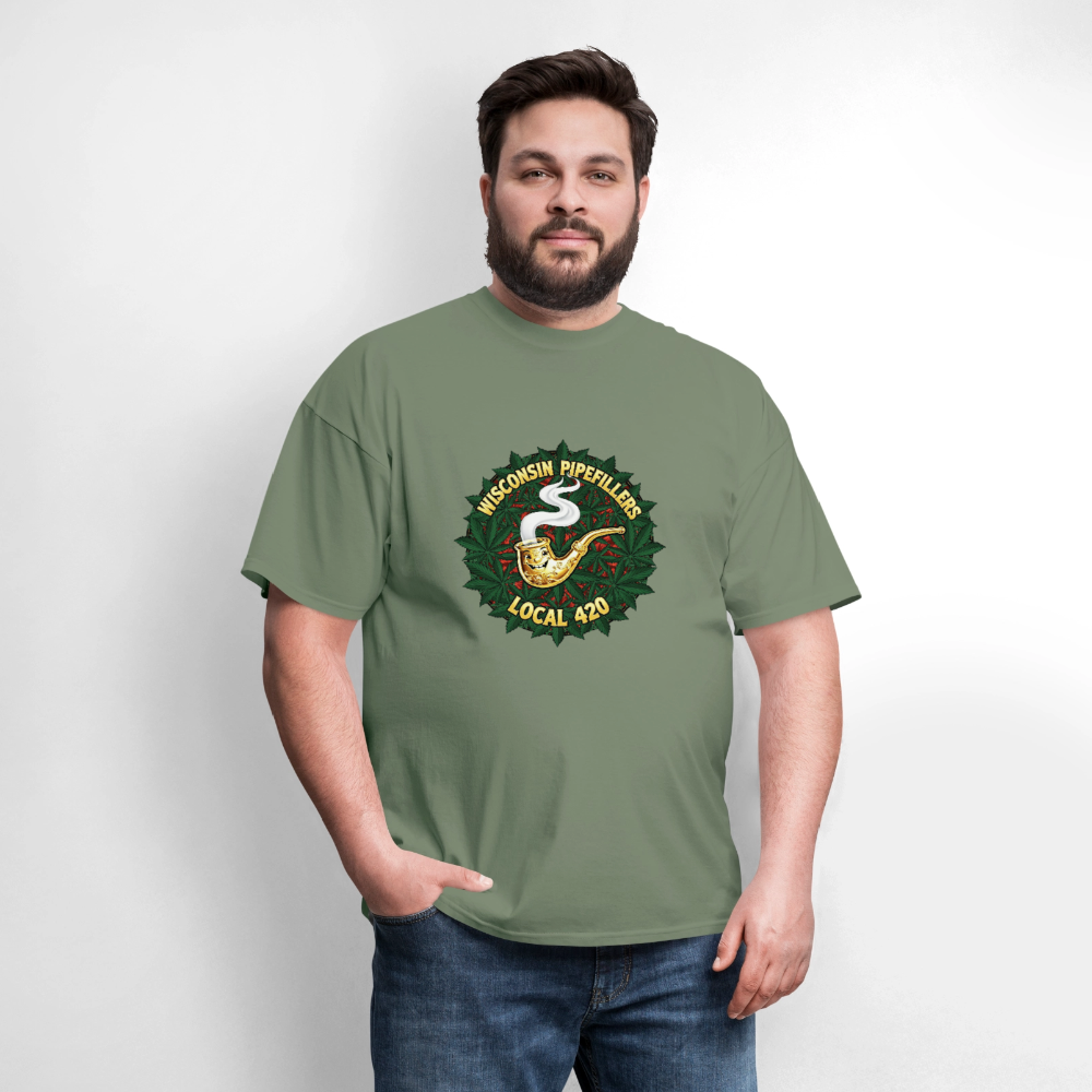 WISCONSIN PIPEFILLERS LOCAL 420 Men's T-Shirt - military green