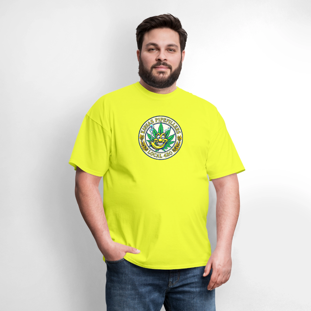 KANSAS PIPEFILLERS LOCAL 420 Men's T-Shirt - safety green