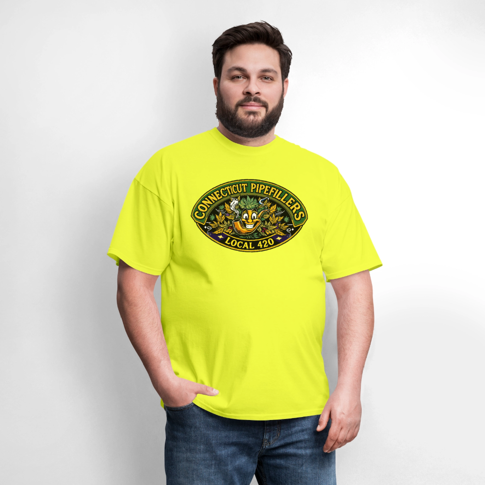CONNECTICUT PIPEFILLERD LOCAL 420Men's T-Shirt - safety green