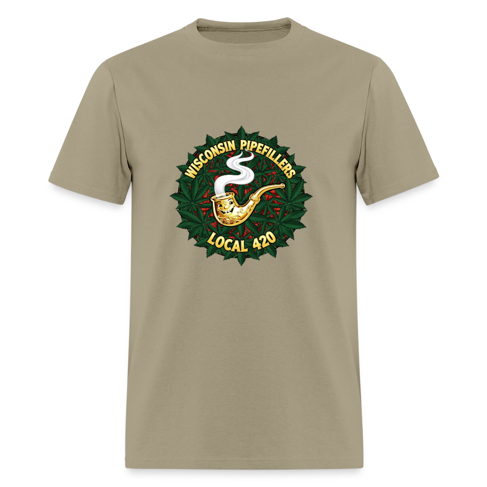 WISCONSIN PIPEFILLERS LOCAL 420 Men's T-Shirt - khaki