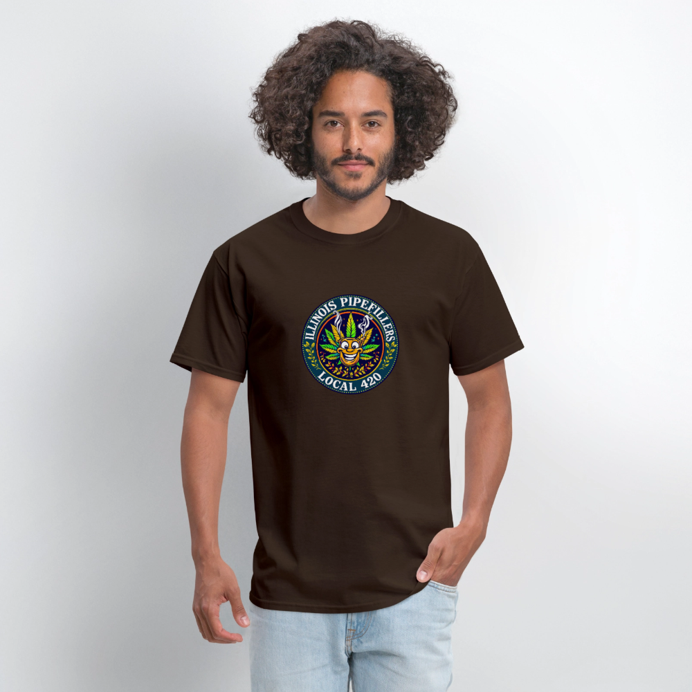 ILLINOIS PIPEFILLERS LOCAL 420 F/B DESIGN Men's T-Shirt - brown