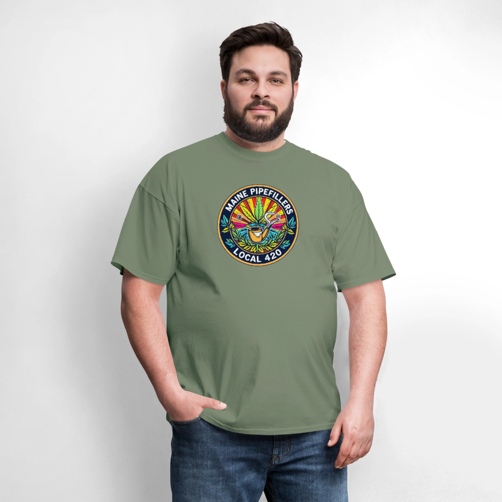 MAINE PIPEFILLERS LOCAL 420 Men's T-Shirt - military green