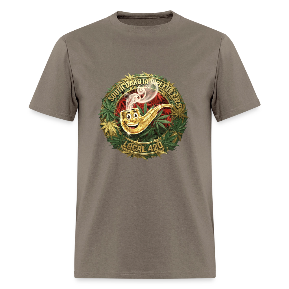 SOUTH DAKOTA PIPEFILLERS LOCAL 420  F/B DESIGN Men's T-Shirt - safari