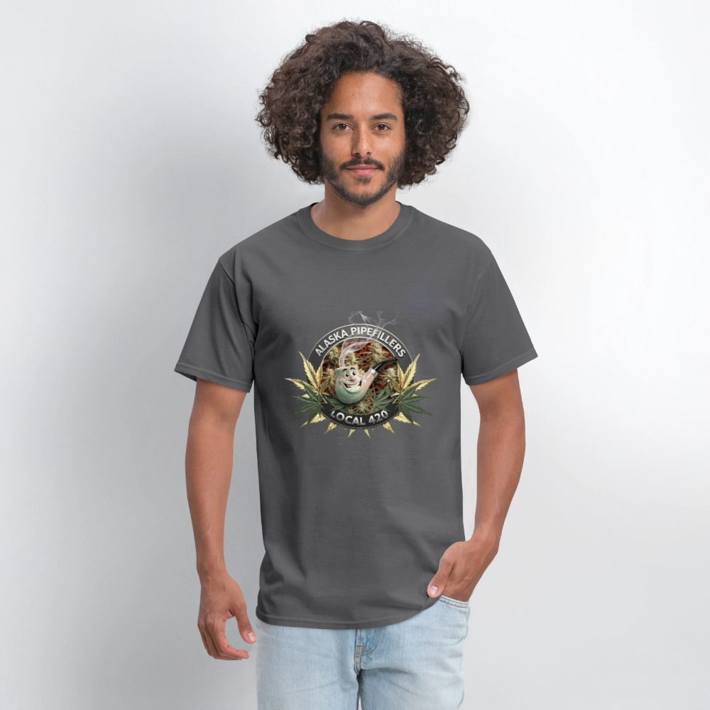 ALASKA PIPEFILLERS LOCAL 420 F/B DESIGN Men's T-Shirt - charcoal