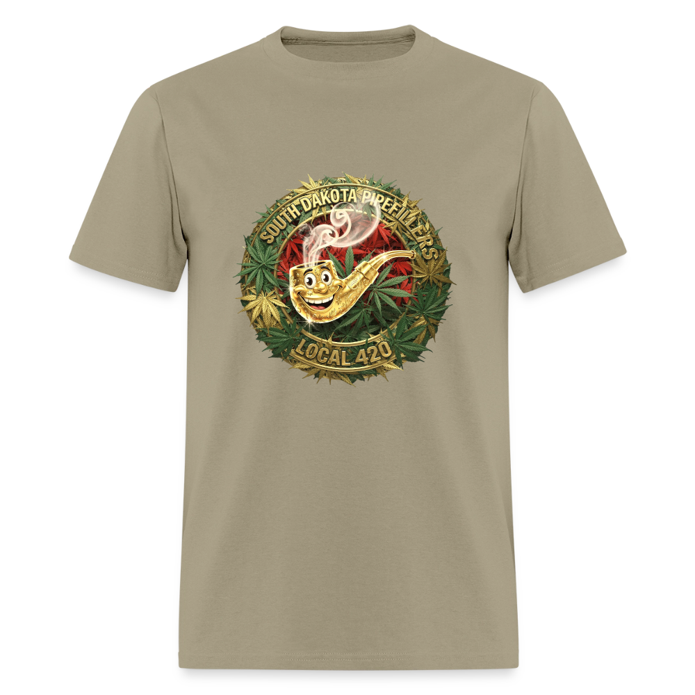 SOUTH DAKOTA PIPEFILLERS LOCAL 420  F/B DESIGN Men's T-Shirt - khaki