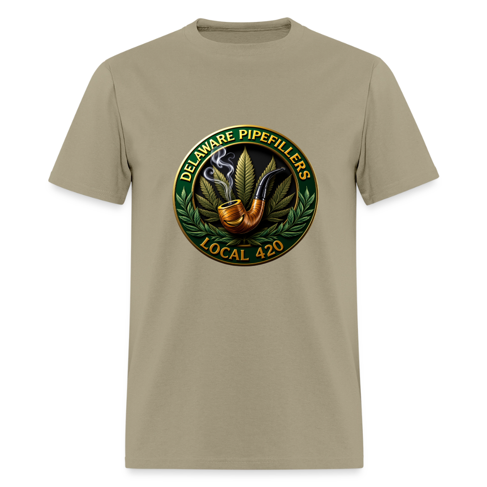 DELAWARE  PIPEFILLERS LOCAL 420 Men's T-Shirt - khaki