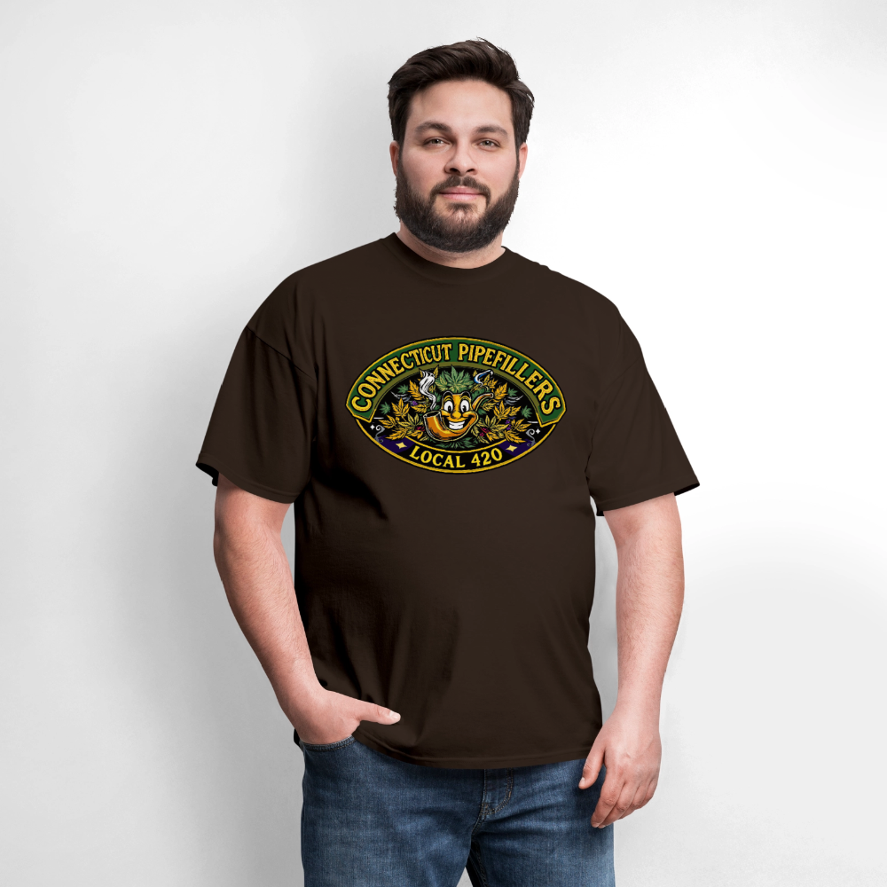 CONNECTICUT PIPEFILLERD LOCAL 420 F/B DESIGN Men's T-Shirt - brown