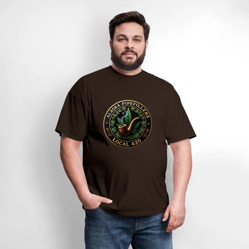 ALASKA PIPEFILLERS LOCAL 420 F/B DESIGN Men's T-Shirt - brown
