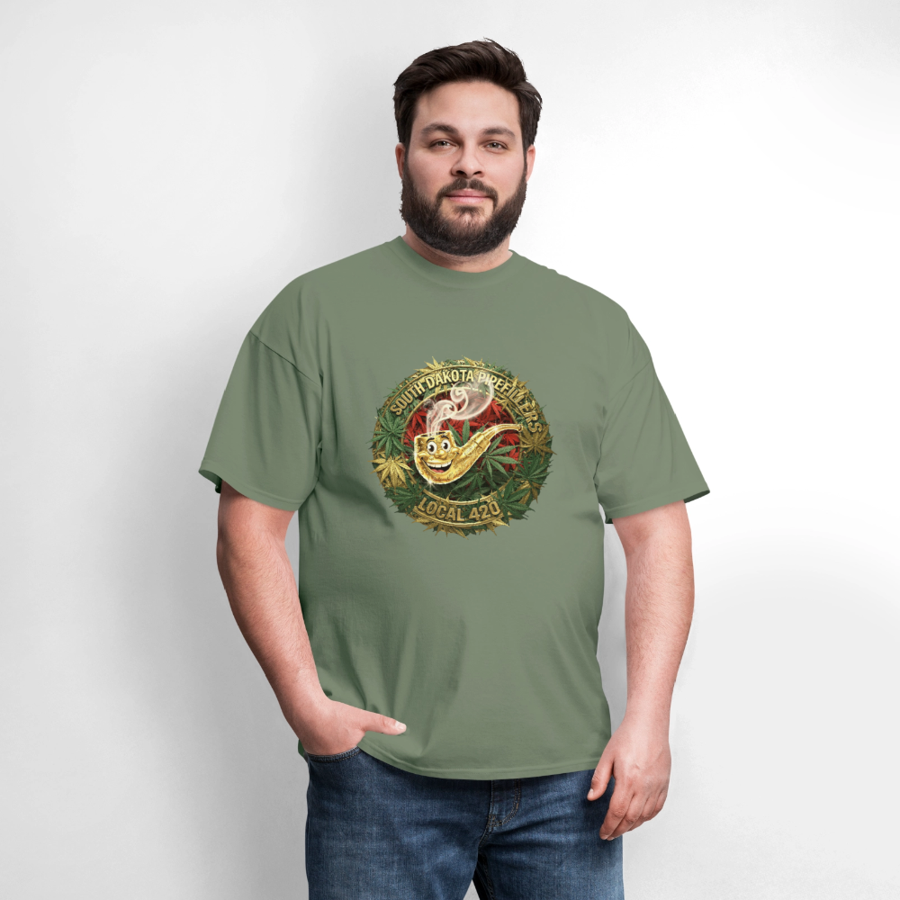 SOUTH DAKOTA PIPEFILLERS LOCAL 420  F/B DESIGN Men's T-Shirt - military green