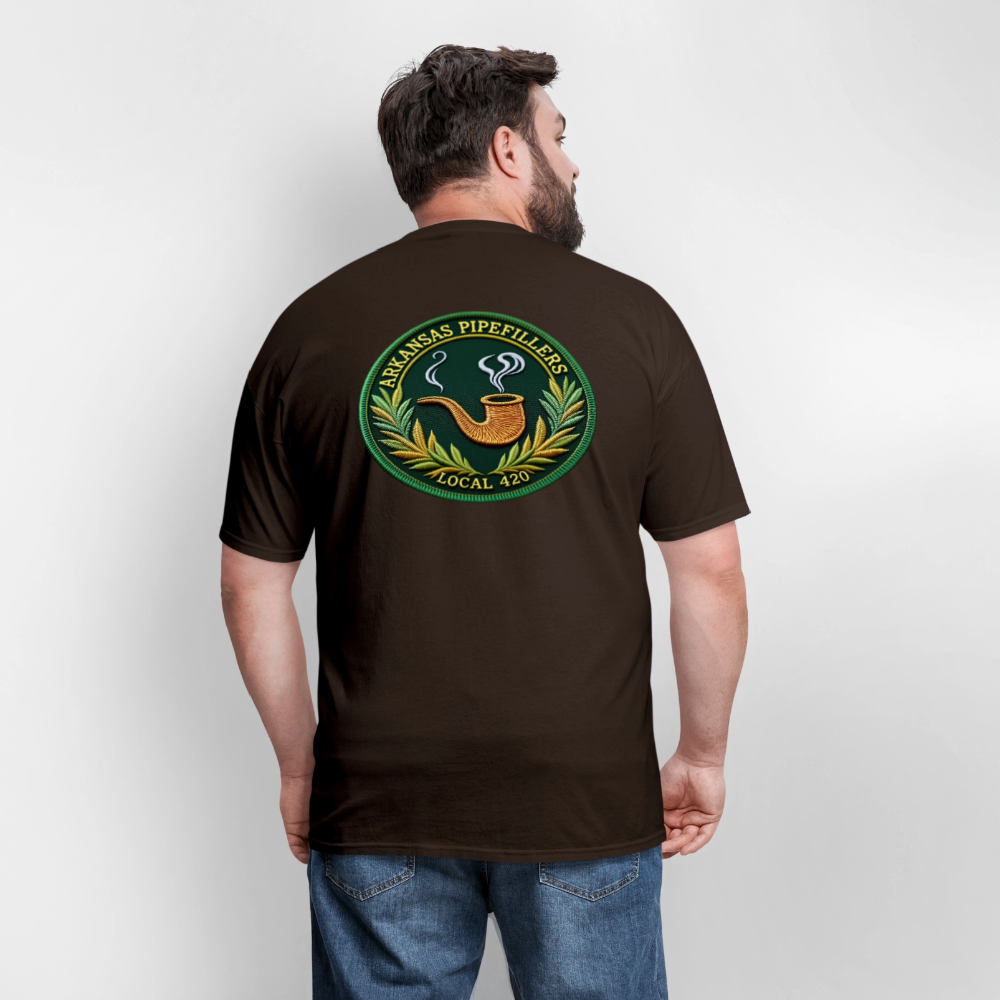 ARKANSAS PIPEFILLERS LOCAL 420 F/B EMBLEMS  Men's T-Shirt - brown
