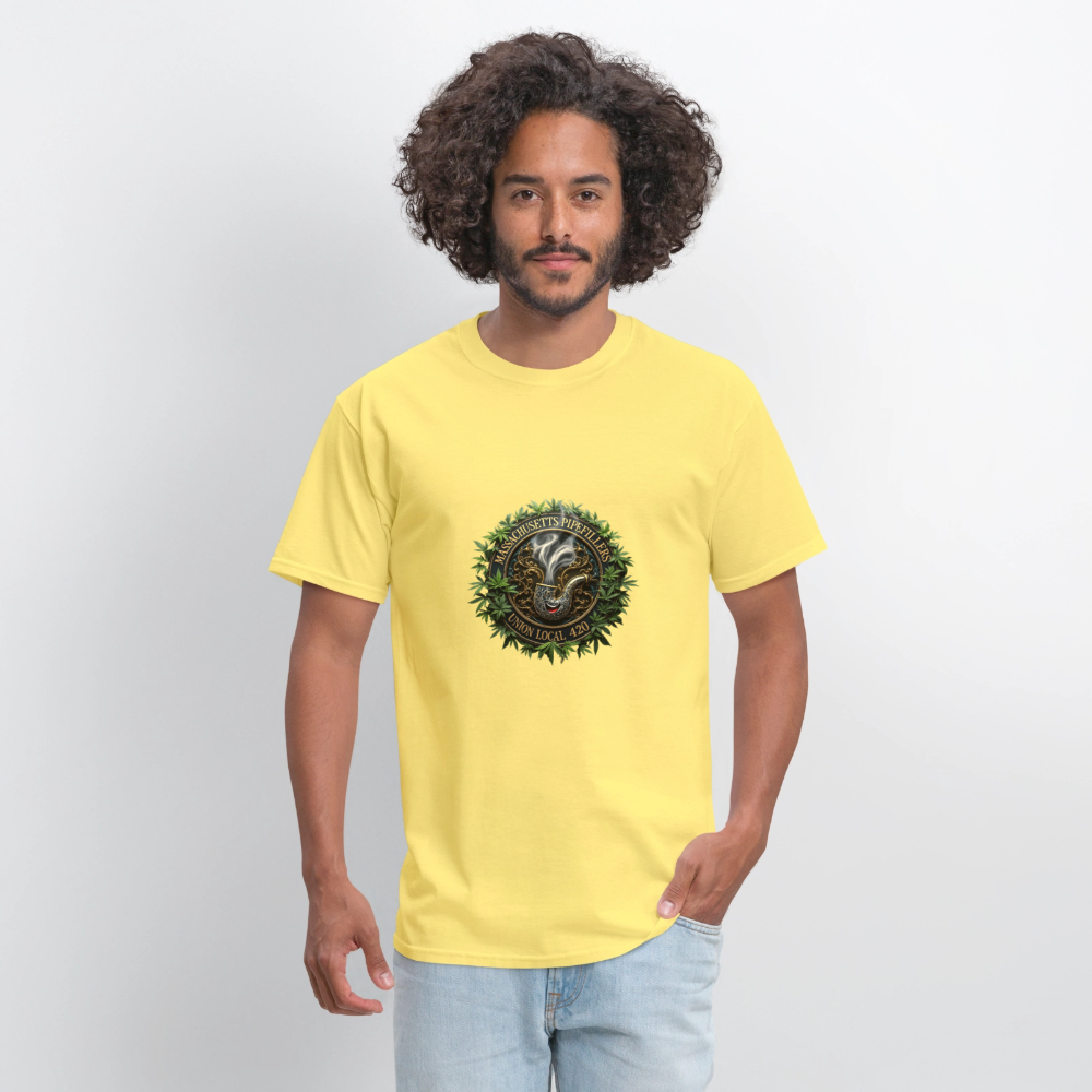 MASSACHUSETTS PIPEFILLERS UNION LOCAL 420 Men's T-Shirt - cornsilk
